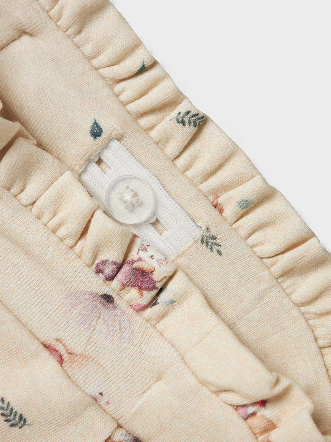 model_shot-front_full